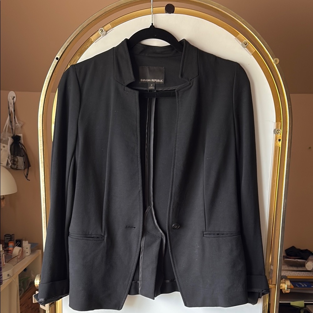 Banana Republic Black Tailored Blazer Modern Suit Jacket